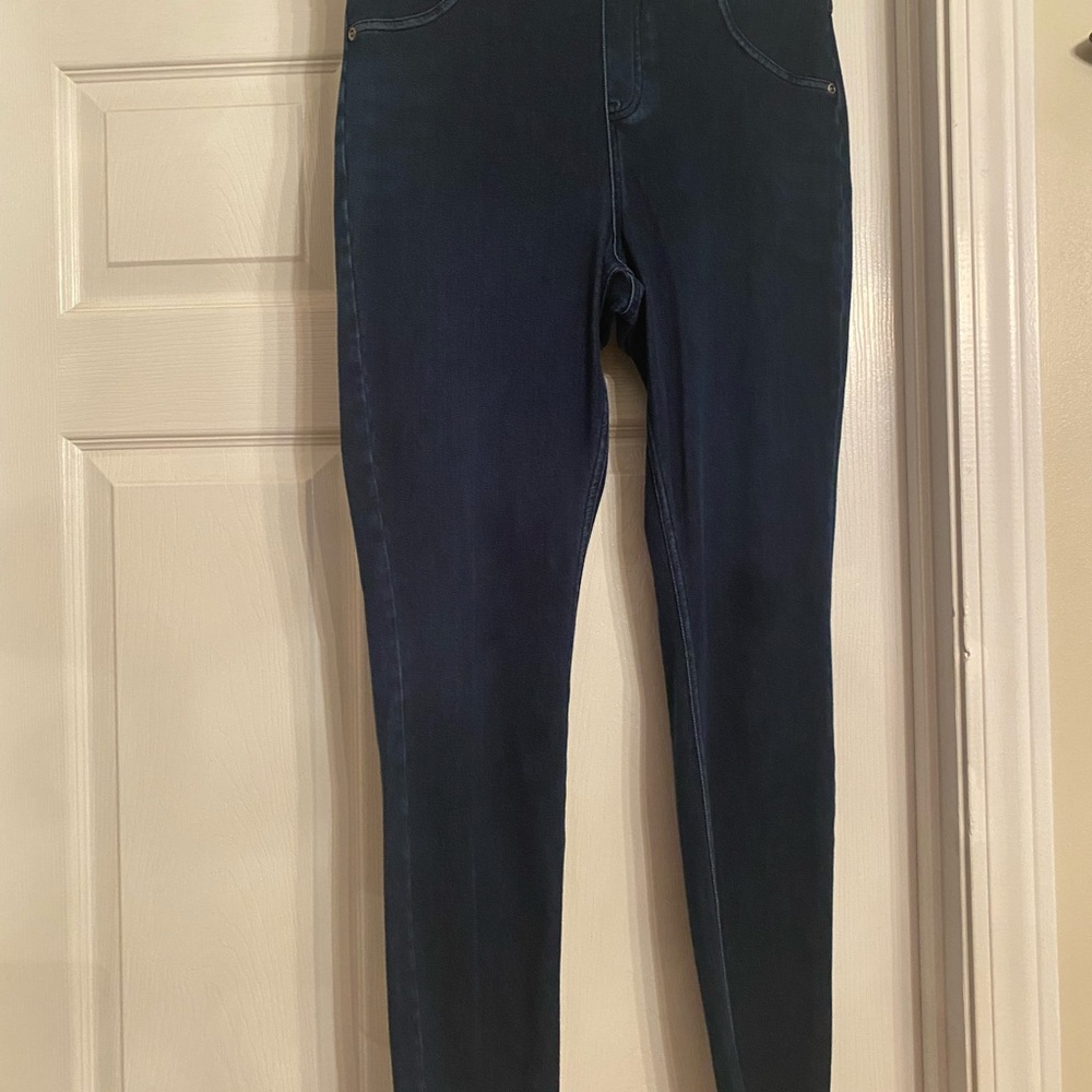 Hue Dark Wash Denim Pant